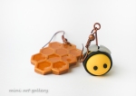  Bee Bumble bee on honeycomb ring / honeybee spring kawaii handmade polymer clay jewelry / resin coating