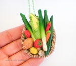Basket with veggies necklace / polymer clay miniature vegetables / tomatoes, cucumbers, lemons, onions, garlic, mushrooms, chilly peppers, eggplants/aubergines, carrots necklace kawaii