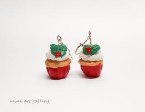Christmas cupcake earrings / mini cup cakes / miniature food jewelry / Xmas mistletoe holly red green / handmade polymer clay